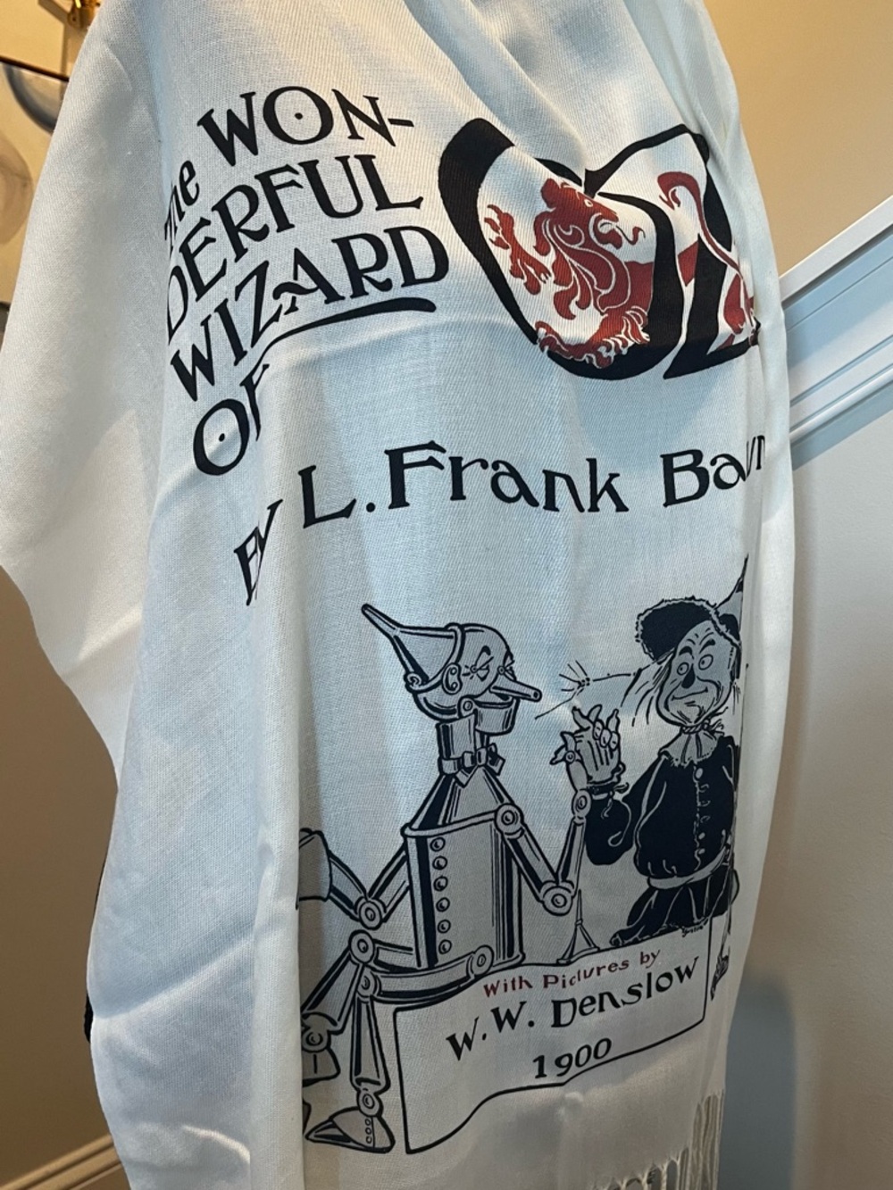 Novelty Wizard of Oz White Graphic Scarf